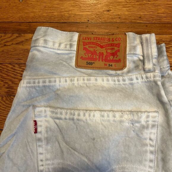 Levi 569‎ acid wash jorts - Picture 2 of 7